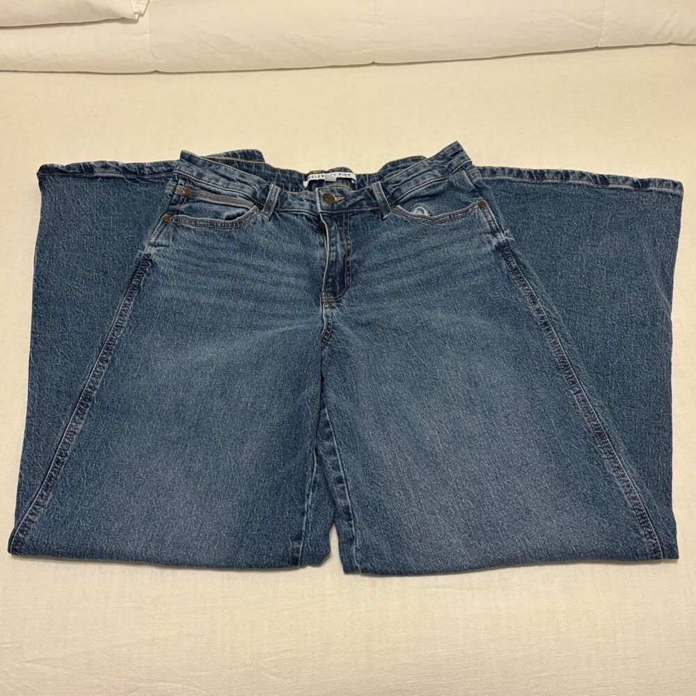 Celebrity-pink Women's Blue and Navy Jeans